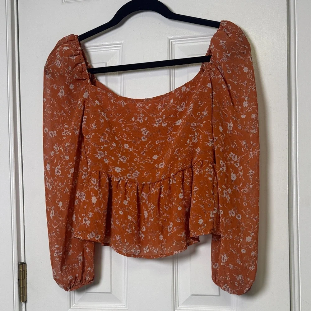ASTR The Label Rust Floral Sweetheart Peplum Top XS Long Sleeve Ruched Blouse